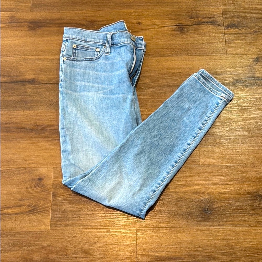 J. Crew Women's 10" High Rise Toothpick Jeans. Size 31t